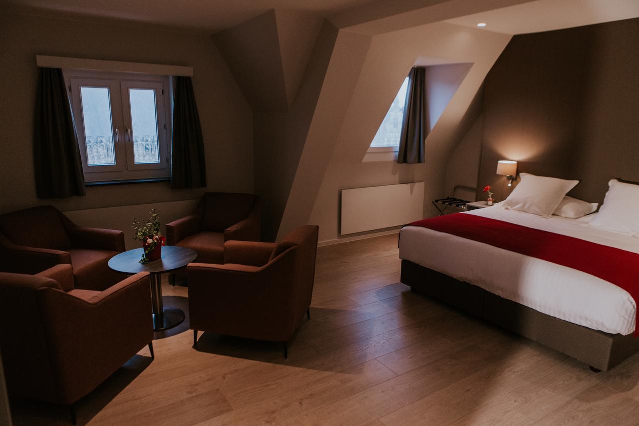 New Regina Hotel
